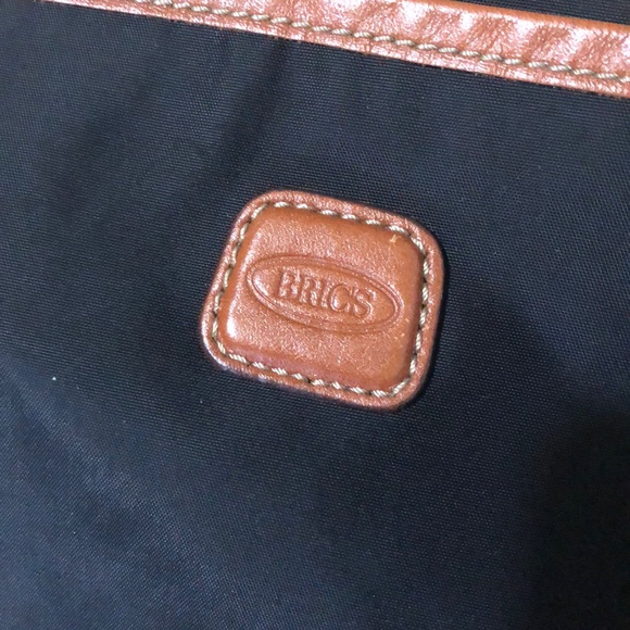 Bric’s Crossbody Purse - Picture 3 of 4